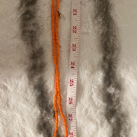 Orange Waist beads.. one size fits all. I never wore them. 🧡 - Picture 5 of 6